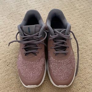 Mauve Nike Running Shoes 7